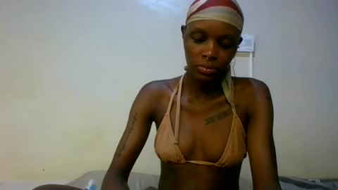 Snapshot of saltysugar20 chatting on June 2026 09:45:02 AM Sugarbabe online show from June 2026 09:45:02 AM