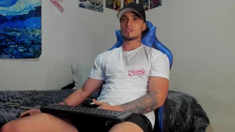   online show from October 2025 01:28:02 AM