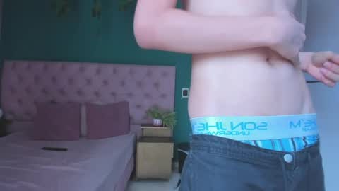 salvatore  online show from April 2026 10:27:01 PM