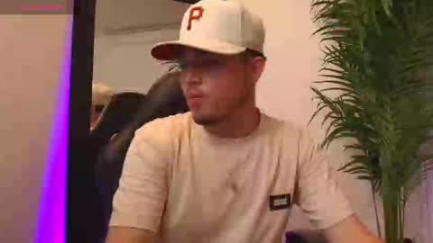 Salvatore  online show from September 2025 10:14:01 PM