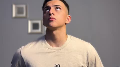 Salvatore online show from March 2026 04:30:02 AM