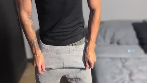 Salvatore online show from March 2026 04:06:01 AM