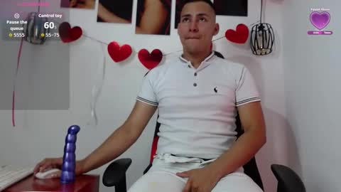 Snapshot of sam_boy_kinky chatting on September 2025 12:44:01 AM sam_boy_kinky online show from September 2025 12:44:01 AM