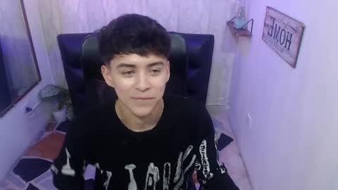 Snapshot of sam_daves chatting on January 2025 03:58:01 PM Sam online show from January 2025 03:58:01 PM