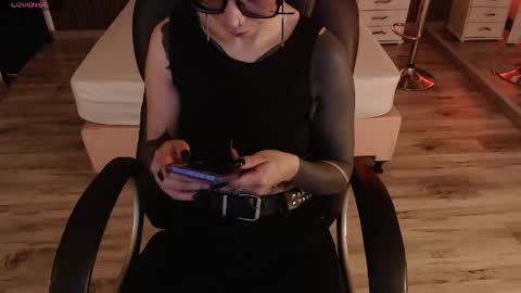 Snapshot of sam_mansson66 chatting on April 2026 07:07:02 PM SAM MANSON online show from April 2026 07:07:02 PM