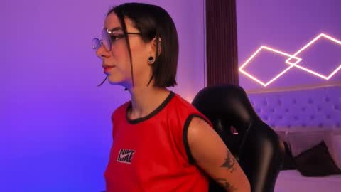 samabiecrussie online show from November 2025 03:53:02 AM