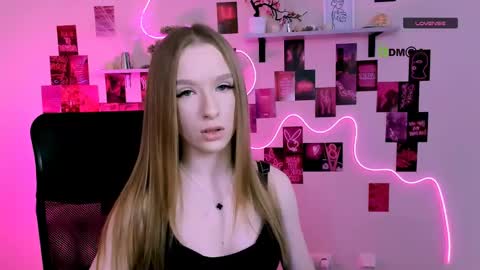 samanta_hotty online show from May 2026 09:36:02 AM