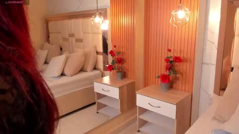 Snapshot of samanta_quinn chatting on December 2025 08:44:01 AM samantha online show from December 2025 08:44:01 AM