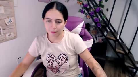 Snapshot of samantha2girl chatting on February 2026 09:32:01 PM samantha online show from February 2026 09:32:01 PM