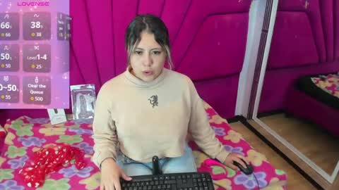 Snapshot of samantha_golds chatting on June 2026 01:32:01 PM Ashley Giseth Arenas Molina online show from June 2026 01:32:01 PM