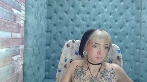 Samantha Smitth online show from October 2025 03:48:02 AM