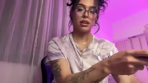 Snapshot of samanthabernardo_ chatting on May 2026 03:13:01 AM Samantha Bernardo online show from May 2026 03:13:01 AM