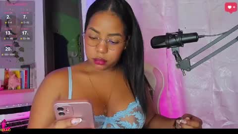 Samantha Bloom  online show from March 2025 01:21:01 AM