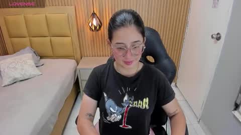 Snapshot of samanthafiore1 chatting on February 2026 12:23:02 PM online show from February 2026 12:23:02 PM