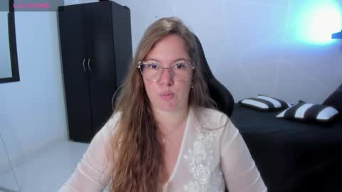 Snapshot of samanthaleon chatting on November 2025 11:40:02 PM Samantha samy online show from November 2025 11:40:02 PM