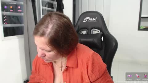 Snapshot of samanthaleon chatting on December 2025 10:47:01 PM Samantha samy online show from December 2025 10:47:01 PM