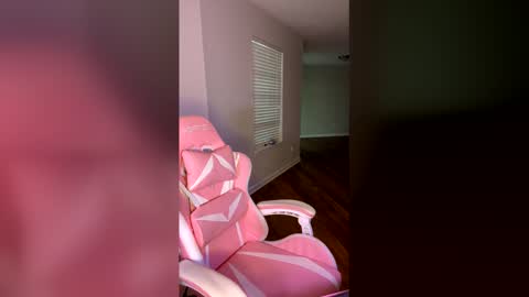 Snapshot of samanthaporsha chatting on April 2026 12:47:02 PM samanthaporsha online show from April 2026 12:47:02 PM
