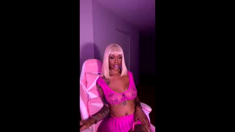 Snapshot of samanthaporsha chatting on May 2026 04:39:02 AM samanthaporsha online show from May 2026 04:39:02 AM