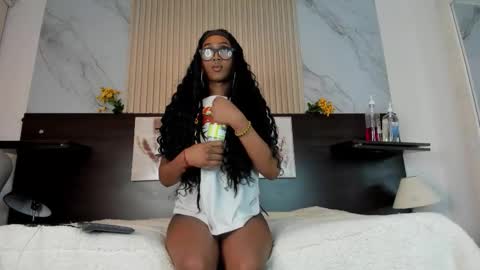 samara_as online show from September 2025 10:59:02 PM