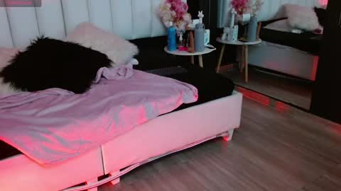 Samara online show from April 2026 09:09:02 PM