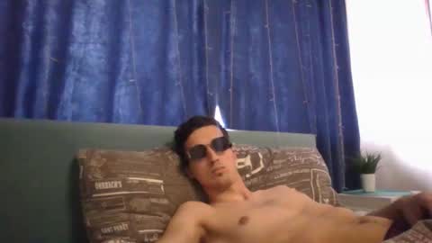 Snapshot of samcumtv chatting on October 2025 10:49:02 AM multitooman online show from October 2025 10:49:02 AM