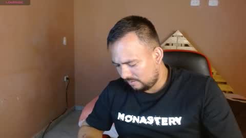 Snapshot of samdread chatting on February 2026 12:08:01 AM SAM DREAD online show from February 2026 12:08:01 AM