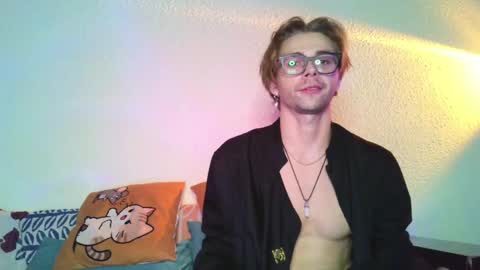 Snapshot of samgorgeous chatting on May 2026 06:40:01 AM Fansly - Top4fans online show from May 2026 06:40:01 AM