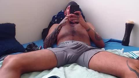 samir_music_ online show from April 2026 09:54:01 PM