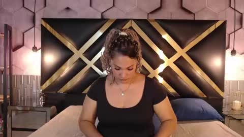 Snapshot of samira_lennox chatting on July 2026 08:59:02 PM SAMIRA online show from July 2026 08:59:02 PM