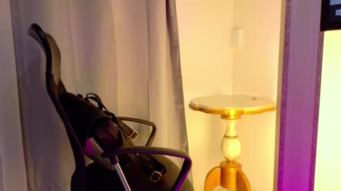 samirths_1boy online show from January 2026 08:25:02 PM