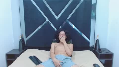 Snapshot of samisaturno chatting on February 2026 10:33:01 PM samisaturno online show from February 2026 10:33:01 PM