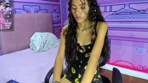 Snapshot of sammanta_18 chatting on January 2025 08:19:02 AM Samantha online show from January 2025 08:19:02 AM