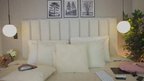 Snapshot of sammy_hamilton chatting on June 2026 01:32:02 AM Ana online show from June 2026 01:32:02 AM