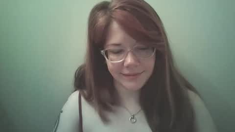 Snapshot of sammy_lyn chatting on May 2026 01:49:02 PM Sam online show from May 2026 01:49:02 PM