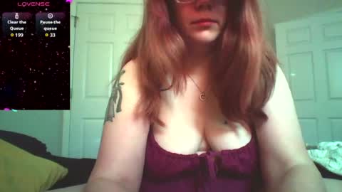 Snapshot of sammy_lyn chatting on June 2026 12:08:01 PM Sam online show from June 2026 12:08:01 PM