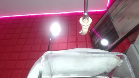 Snapshot of sammyevanss__ chatting on February 2026 10:58:02 PM SAMMY online show from February 2026 10:58:02 PM