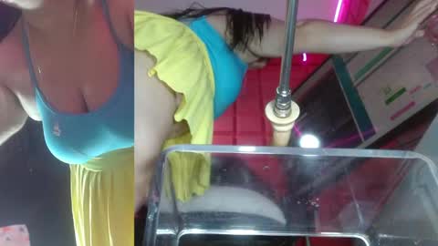 Snapshot of sammyevanss__ chatting on April 2026 01:05:02 PM SAMMY online show from April 2026 01:05:02 PM