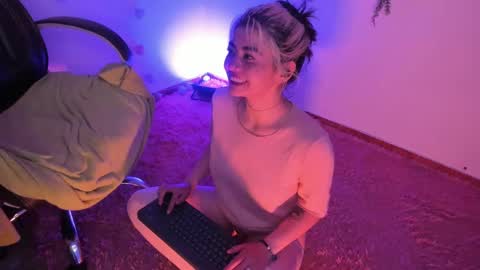 Snapshot of sammysammy_ chatting on February 2025 05:58:01 AM online show from February 2025 05:58:01 AM