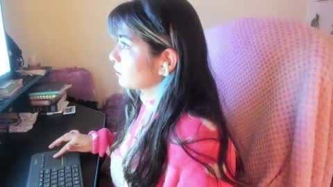 Snapshot of sammysammy_ chatting on October 2025 05:00:01 PM online show from October 2025 05:00:01 PM