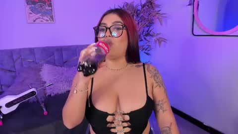 Snapshot of sammyy_owens_ chatting on July 2026 04:19:01 AM Sammy online show from July 2026 04:19:01 AM