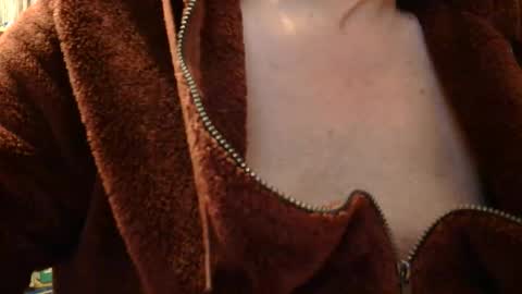 Sam online show from November 2025 10:52:02 PM