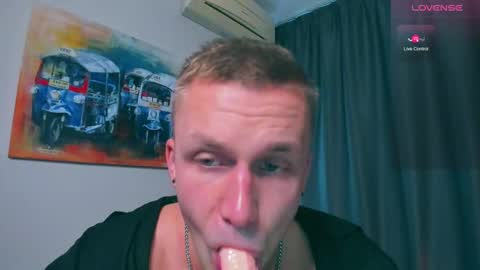 Snapshot of samuel_andrew chatting on February 2025 03:29:01 AM Samuel online show from February 2025 03:29:01 AM