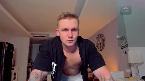 Samuel online show from November 2025 02:26:01 AM