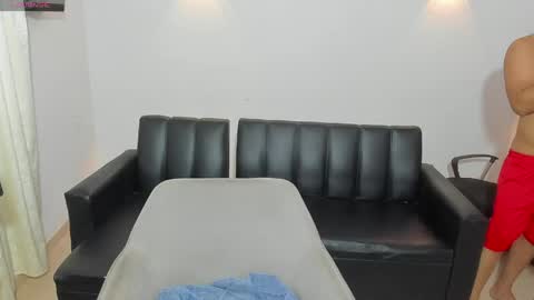 Snapshot of samxx_muscle chatting on May 2026 01:19:01 PM samxx_muscle online show from May 2026 01:19:01 PM
