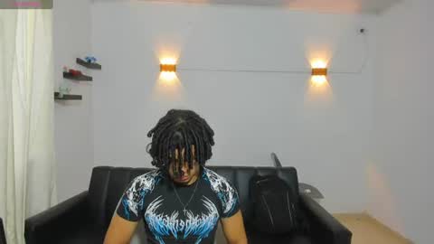 Snapshot of samxx_muscle chatting on June 2026 02:31:01 PM samxx_muscle online show from June 2026 02:31:01 PM