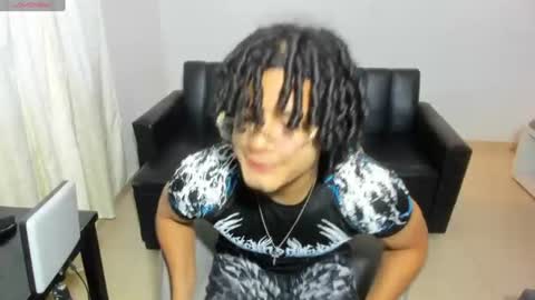 Snapshot of samxx_muscle chatting on June 2026 12:44:02 PM samxx_muscle online show from June 2026 12:44:02 PM