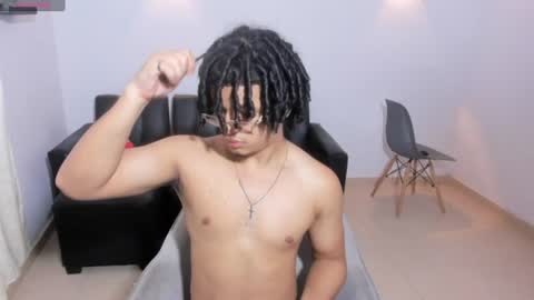Snapshot of samxx_muscle chatting on June 2026 02:50:02 PM samxx_muscle online show from June 2026 02:50:02 PM