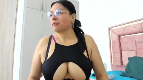 SAMY online show from February 2025 12:11:01 PM