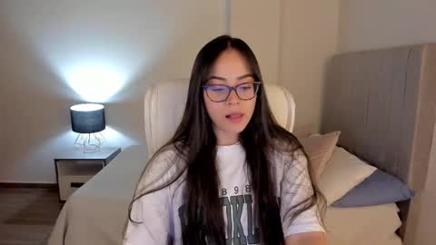 Samy online show from December 2025 09:44:02 PM