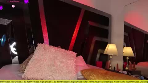 Snapshot of samy_ross_ chatting on May 2026 04:10:01 AM Find me at when im offline here. online show from May 2026 04:10:01 AM